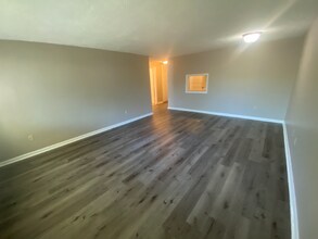 200 Mountain Ave-Unit -38 in Malden, MA - Foto de edificio - Building Photo