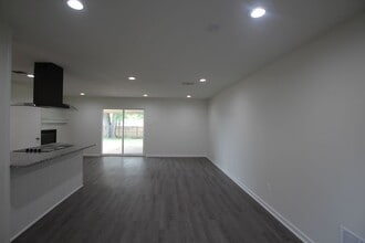 5105 Atlanta Ave in Tyler, TX - Building Photo - Building Photo