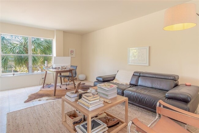 1615 West Ave in Miami Beach, FL - Building Photo - Building Photo