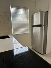 2300 E Crystal Lake Ave in Orlando, FL - Building Photo - Building Photo