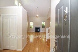 15720 NE 95th Way in Redmond, WA - Building Photo - Building Photo