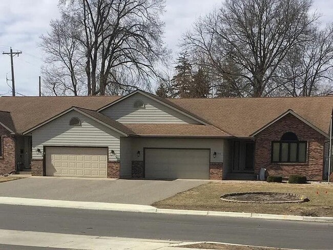 property at 104 N Belmont Dr