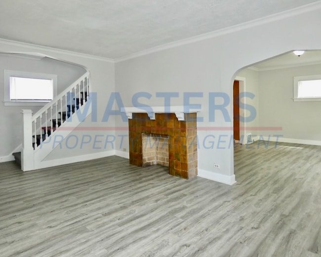 property at 1912 Joffre Ave