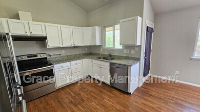 325 W 116th Ave in Northglenn, CO - Building Photo - Building Photo