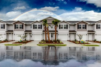 5845 Callaway Cir in Panama City, FL - Foto de edificio - Building Photo