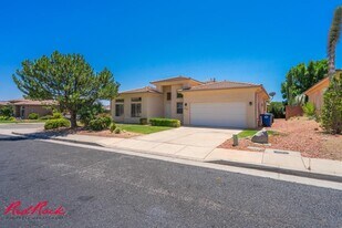 2326 E 140 S in Saint George, UT - Building Photo