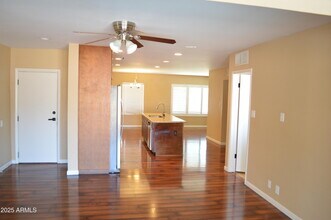 8316 E Wilshire Dr in Scottsdale, AZ - Building Photo - Building Photo