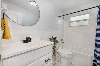 1029 Park Dr in Indian Harbour Beach, FL - Building Photo - Building Photo