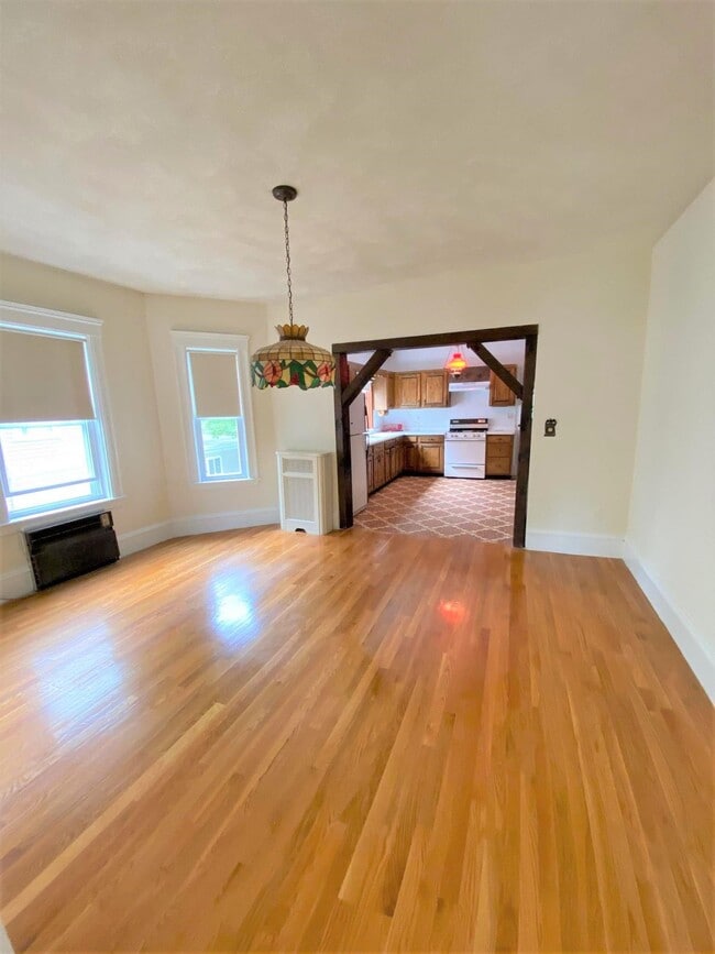 186 Powder House Blvd, Unit 2 in Somerville, MA - Building Photo - Building Photo