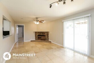 18205 North 25th Pl in Phoenix, AZ - Building Photo - Building Photo