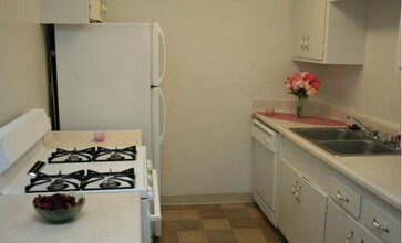 Gold Crossing Apartments in Rancho Cordova, CA - Foto de edificio - Interior Photo