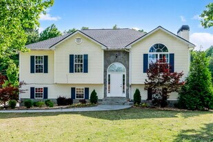 1208 Crystal Bend in Monroe, GA - Building Photo