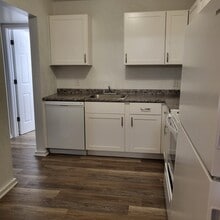 Pebble Creek in Bethel Park, PA - Building Photo - Building Photo