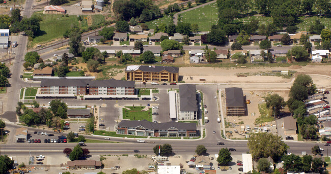 Fox Ridge Condominiums