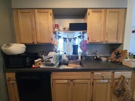 119 Sumner St, Unit 113-44 in Boston, MA - Building Photo