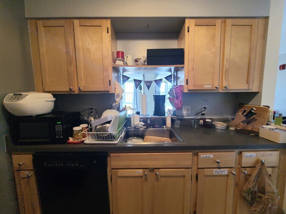 119 Sumner St, Unit 113-44 in Boston, MA - Building Photo
