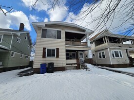 3270 W 116th St in Cleveland, OH - Building Photo