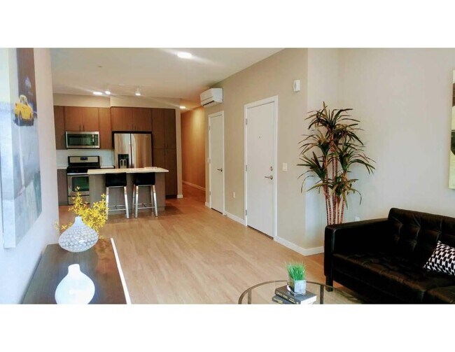 110 N Blandena St in Portland, OR - Building Photo - Building Photo