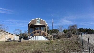 245 Mount Pisgah Dr in Comfort, TX - Building Photo - Building Photo