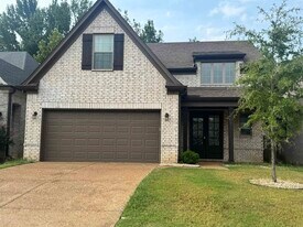 160 Chickasaw Trce Dr in Oakland, TN - Building Photo