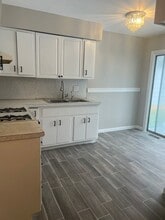 31-33-33 Jeffrey Terrace in Albany, NY - Building Photo - Building Photo