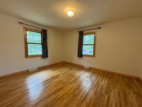 2614 McKinney Lake Rd in Grand Rapids, MN - Building Photo - Building Photo