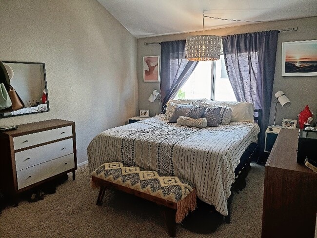 property at 543 Victoria St