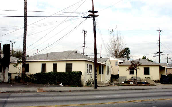 2823 Mountain View Rd in El Monte, CA - Building Photo