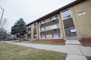 634 Sibley Blvd Apartamentos