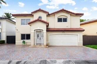 15823 SW 79th St in Miami, FL - Building Photo - Building Photo