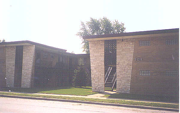 3007 W 87th St in Evergreen Park, IL - Building Photo