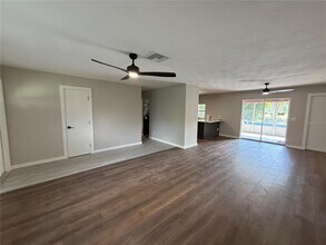 51 Lagoon Dr in North Fort Myers, FL - Building Photo - Building Photo