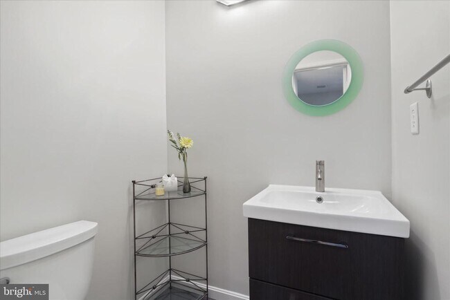 2208 Cartwright Pl in Reston, VA - Building Photo - Building Photo