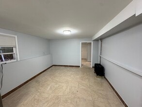 5351 N Kimball Ave, Unit Garden in Chicago, IL - Foto de edificio - Building Photo