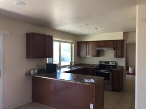 7840 N Rasmussen Ave in Tucson, AZ - Building Photo - Building Photo