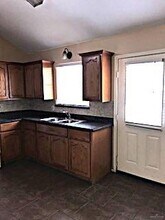 2213 W Candlelight Ln in Edinburg, TX - Building Photo - Building Photo