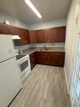 4401 NE 15th Ter in Pompano Beach, FL - Foto de edificio - Building Photo