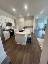 Room in House on Wellspring Loop in Hutto, TX - Building Photo - Building Photo