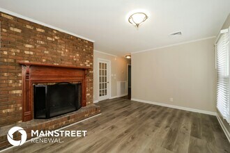 402 Boxwood Dr in Greensboro, NC - Building Photo - Building Photo
