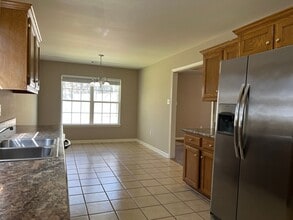319 Autumn Dr in Benton, AR - Building Photo - Building Photo