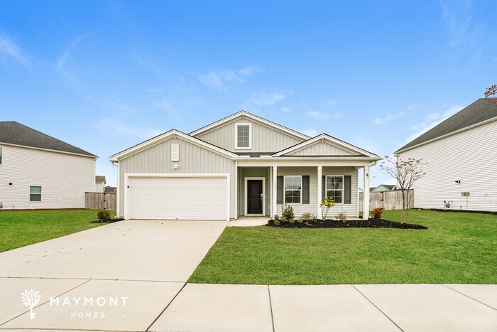 102 Percheron Dr in Summerville, SC - Foto de edificio