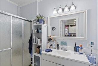 30 Spruce St, Unit 1 in Clinton, MA - Building Photo - Building Photo