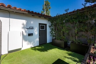 4138 Middlesex Dr in San Diego, CA - Building Photo - Building Photo