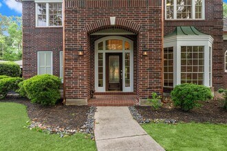 106 N Floral Leaf Cir in Spring, TX - Building Photo - Building Photo