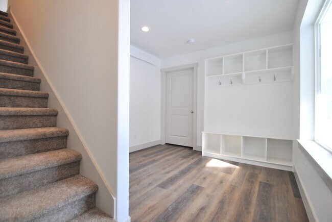 656 S 450 E in Clearfield, UT - Building Photo - Building Photo