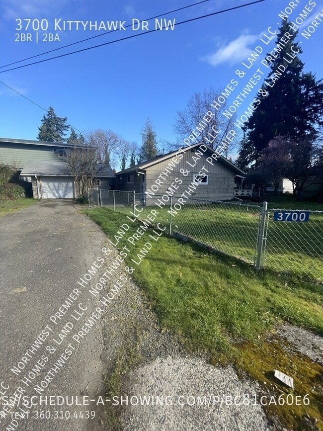 property at 3700 Kittyhawk Dr NW