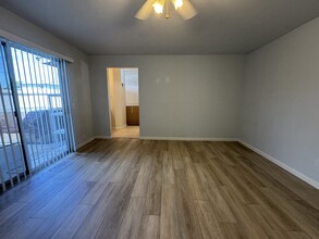 1122 Avenida de las Estrellas in Bullhead City, AZ - Building Photo - Building Photo
