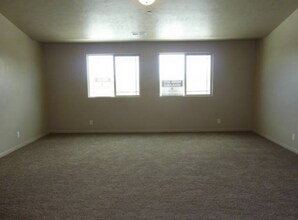 1019 Village River Ln in Midvale, UT - Building Photo - Building Photo