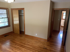 220 Rebecca Ln in Columbus, MS - Building Photo - Building Photo