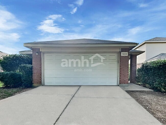 property at 11809 Bobcat Dr